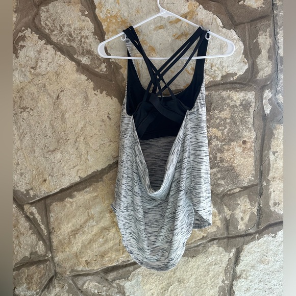 Lululemon Free To Be Serene Tank Tiger Space Dye Black White / Deep Coal size 6 - Picture 6 of 8